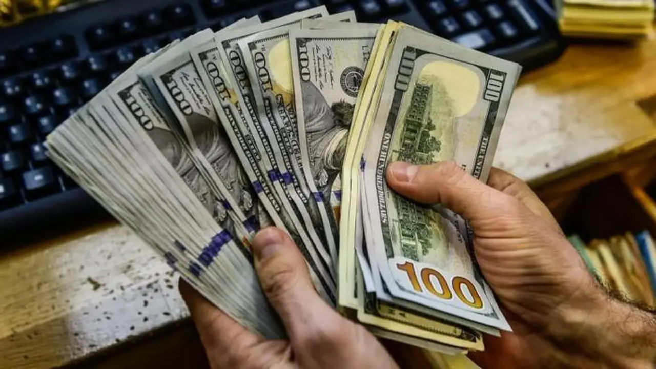 تحرك مفاجئ.. سعر الدولار يواجه تقلبات جديدة أمام الجنيه قبل صدور بيانات التوظيف الأمريكي